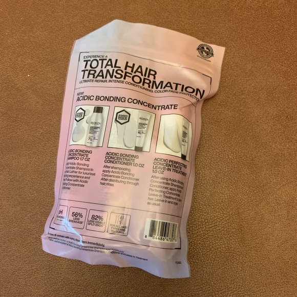 Redken Acidic Bonding Concentrate Mini Set: Shampoo, Conditioner, Leave-in - Picture 2 of 2